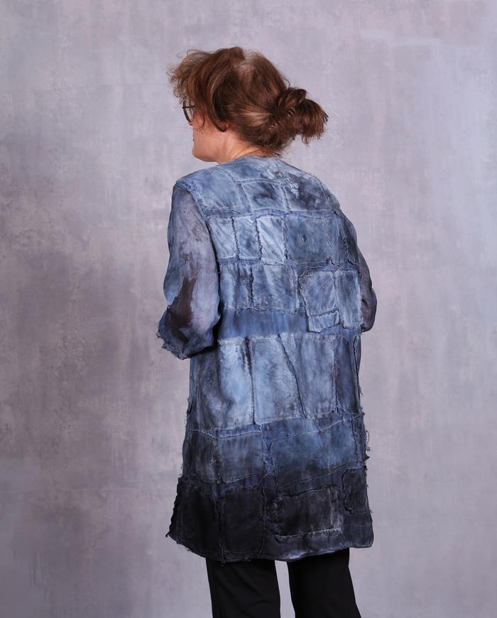 'leafed in indigo' detailed silk tunic