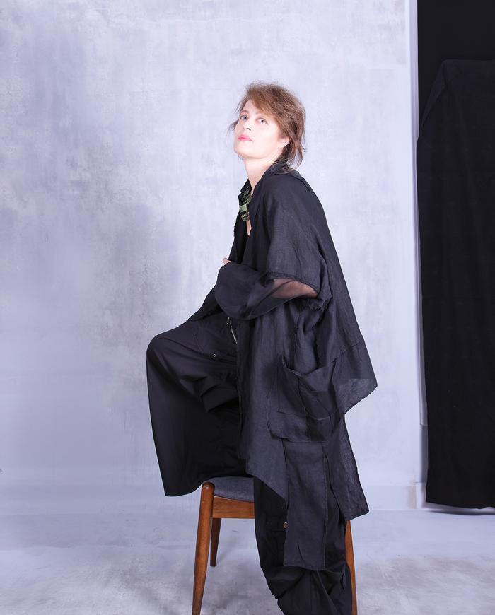 'angled infinity' roomy asymmetrical black jacket