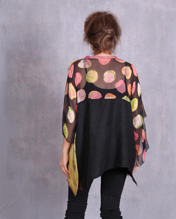 'draping apples' mixed fabrics roomy top