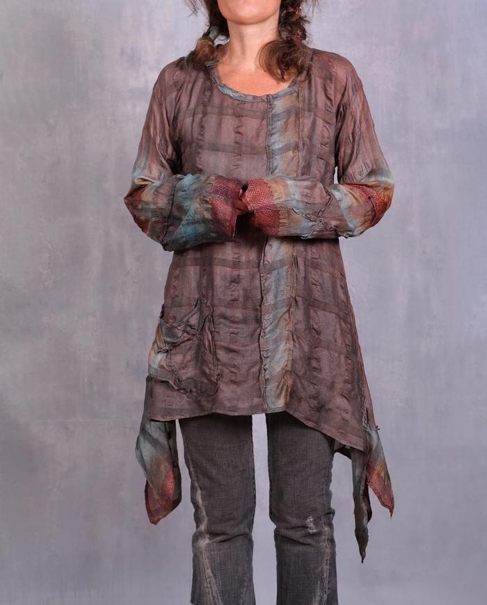 'modernly angled' textured asymmetrical tunic