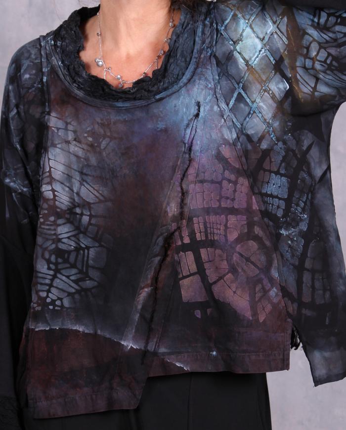 'right in the city web' mixed natural fabrics graphic blouse