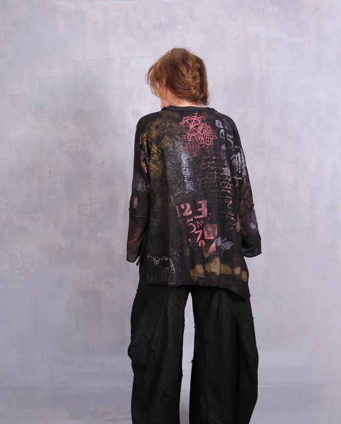 'I'll tell you on the go' hand-painted silk crepe blouse