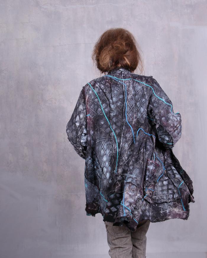 'bet you can't count the lines' full a-line kaftan jacket