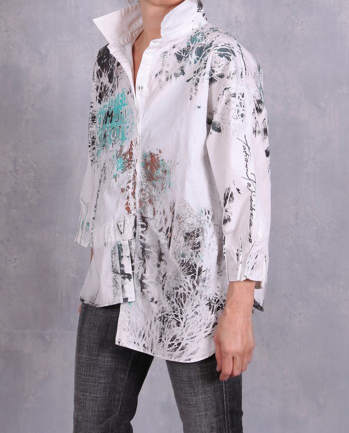 'white nights are here' graphic asymmetrical button-down shirt